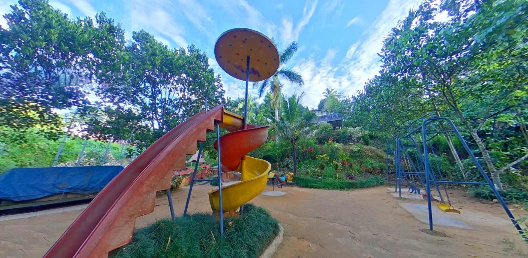 カルペッタ Wayanad Royal Stream Bed & Breakfast エクステリア 写真